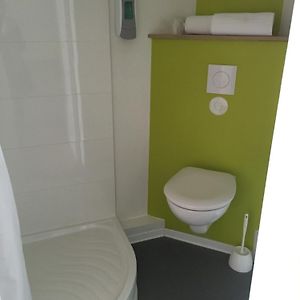 Zimmer mit zwei Einzelbetten